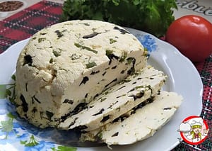 адыгейский сыр с маслинами и укропом фото