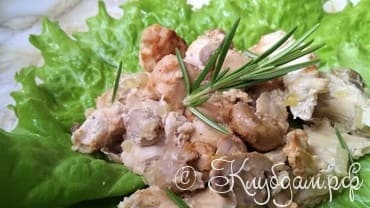Курица с шампиньонами в сметане фото