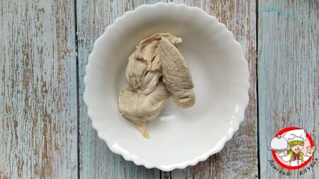 куриная грудка отварная в тарелке фото