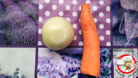 лук морковка для блюда с морепродуктами фото
